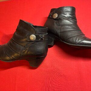 Taos Black Women's Boots